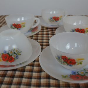 tasses à café Arcopal de la Maison de Carine