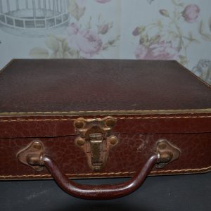 valise vintage de la maison de Carine