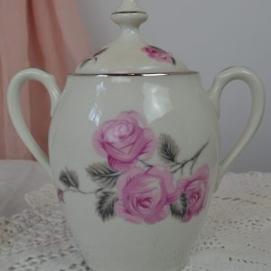 Pot à sucre en porcelaine de Limoges de La maison de Carine
