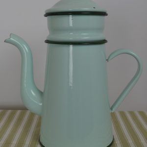Cafetière émaillée de la Maison de Carine