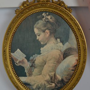 Reproduction "la jeune fille qui lit" de La maison de Carine