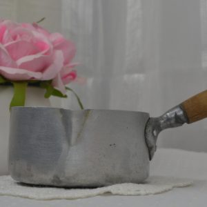 Petite casserole en alu de La maison de Carine