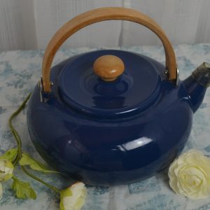 Bouilloire émaillée vintage de La maison de Carine