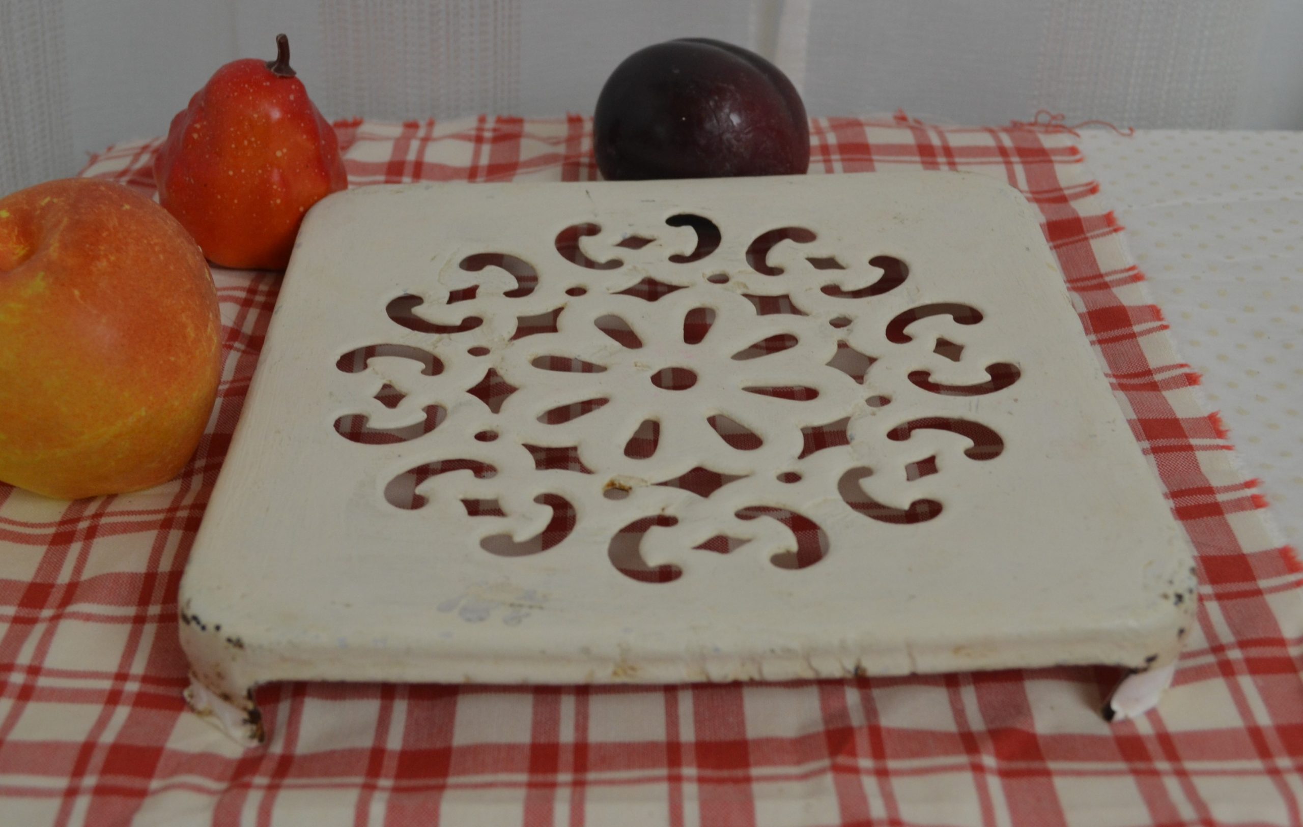 Dessous De Plat KitchenCraft En Métal Chromé 45x30 Cm - Protection Tables, Robuste Et élégant