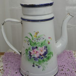 Cafetière émaillée fleurie de La maison de Carine