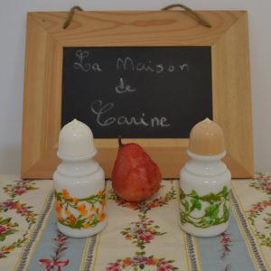 Salière et poivrière vintage de La maison de Carine