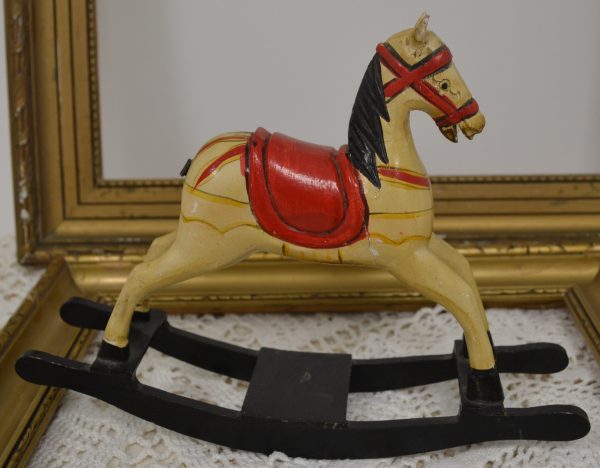 Figurine cheval bois vintage de La maison de Carine_2