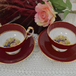 Tasses à thé porcelaine anglaise Aynsley de La maison de Carine