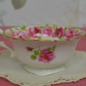 Tasse Royal Doulton de La maison de Carine