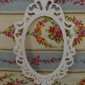 Encadrement baroque de La maison de Carine