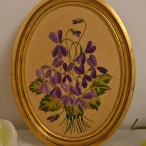 Cadre ancien fleurs brodées de La maison de Carine