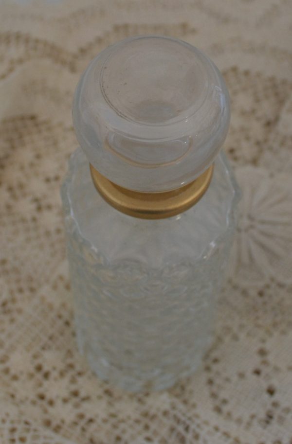 Flacon de parfum vide en verre de La maison de Carine_1