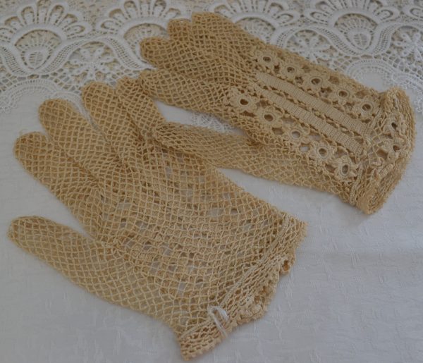Paire de gants anciens au crochet de La maison de Carine_3