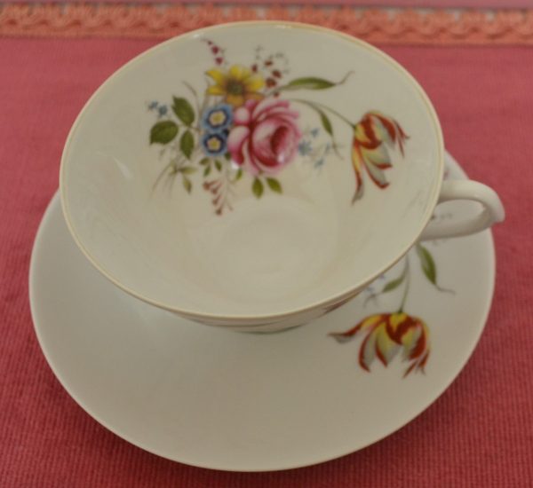 Tasse porcelaine de Limoges de La maison de Carine_1