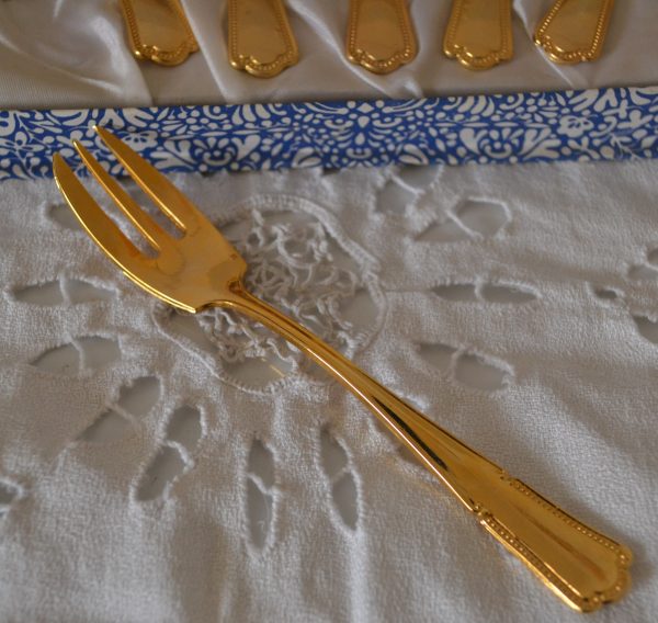 Set fourchettes à dessert dorées de La maison de Carine_2