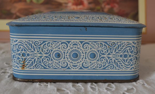 Boite en métal décorative de La maison de Carine_1