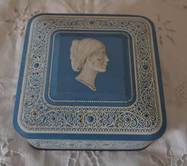 Boite en métal décorative de La maison de Carine_5