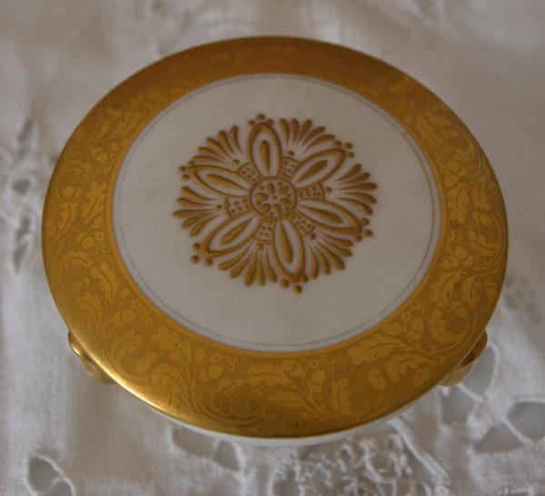 Bonbonnière porcelaine fine de Limoges de La maison de Carine_1