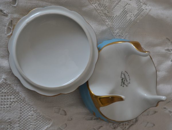 Bonbonnière porcelaine de Limoges peinte à la main de La maison de Carine_3