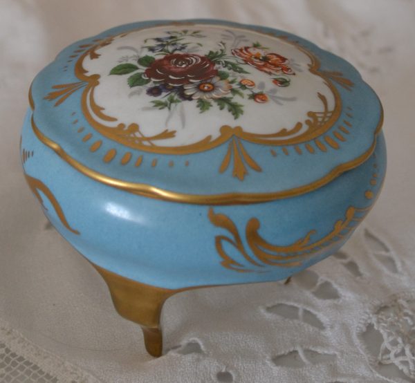 Bonbonnière porcelaine de Limoges peinte à la main de La maison de Carine_6