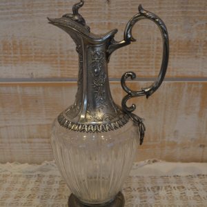 Aiguière ancienne cristal et métal argenté de La maison de Carine